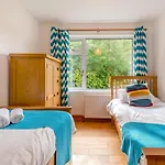 4 Bed In Penrith Oc-sz103