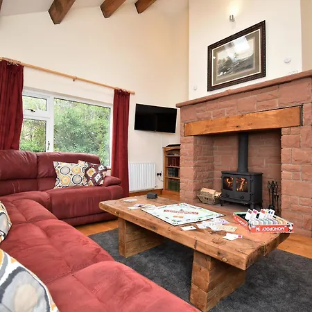 4 Bed In Sz103 Holiday home *