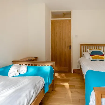 4 Bed In Sz103 Dom wakacyjny