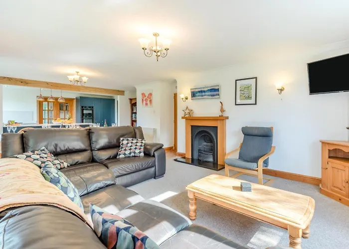 4 Bed In Penrith Oc-sz103